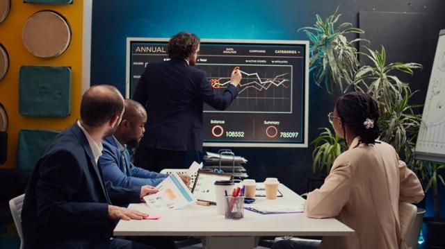Top Performance Marketing Agencies to Boost Your ROI in 2024